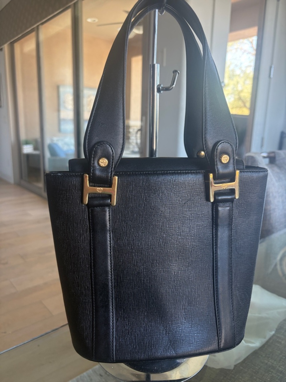 MCM Black Leather Satchel with Gold-Tone Hardware - Picture 4 of 7